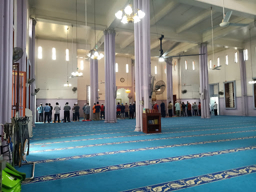 مسجد بندر كوتا تيڠڬي Masjid Bandar Kota Tinggi مسجد بندر كوتا تيڠڬي Masjid Bandar Kota Tinggi