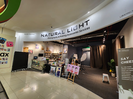 Natural Light Photography & Printing Accessories Services