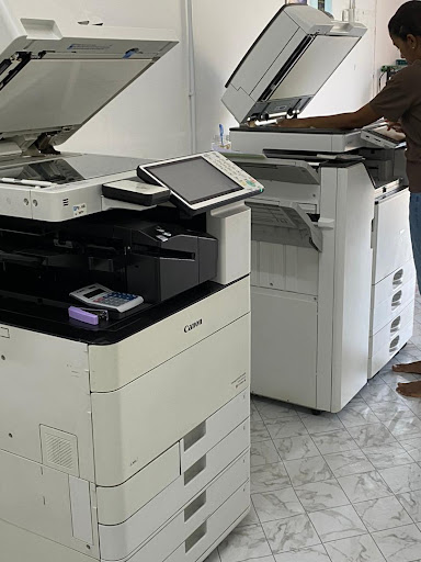 KM PHOTOSTAT