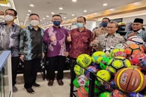 Pasaraya Pantai Timor Jelawat